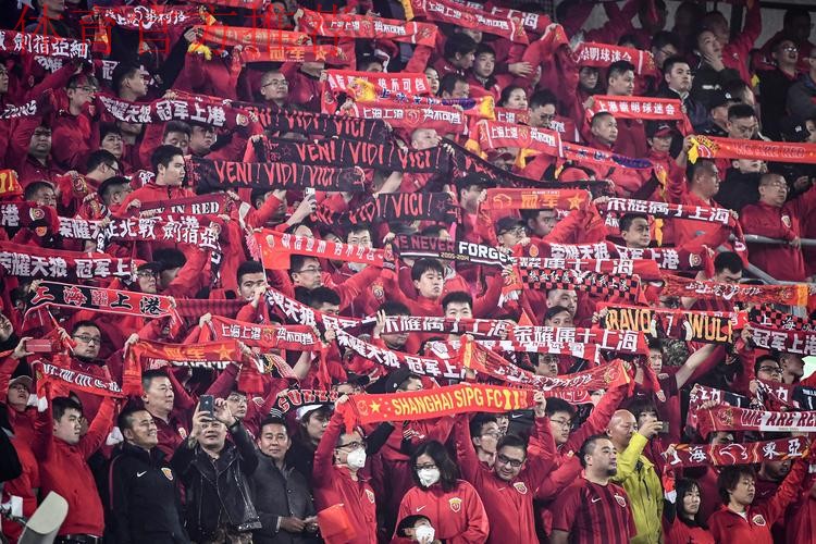 足协杯八强战首回合 北京中赫国安2:1力克上海上港